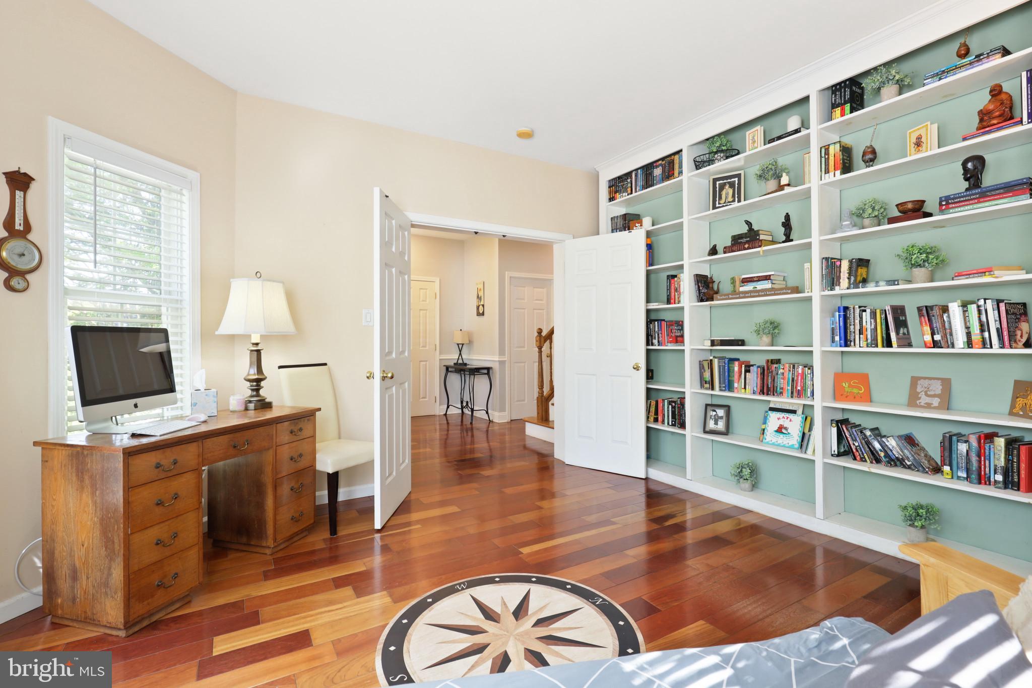 AIGBURTH - Residential