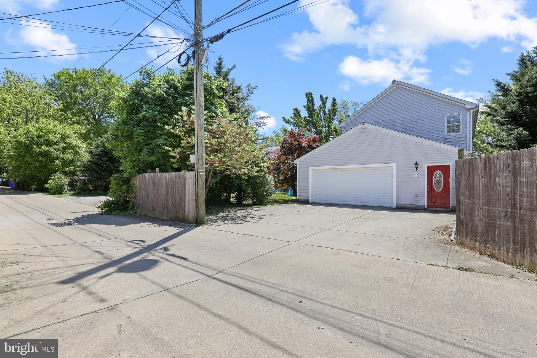 AIGBURTH - Residential