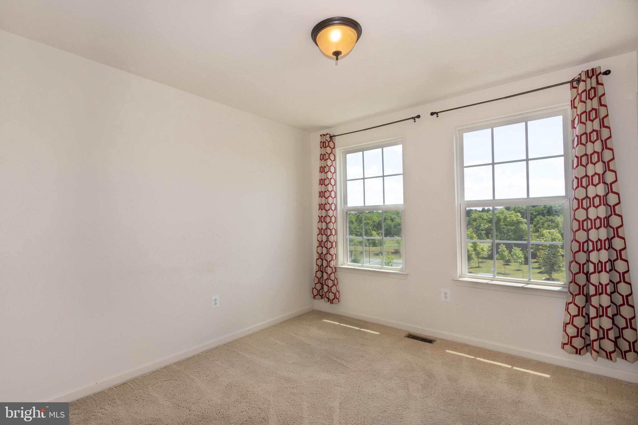 HERITAGE CROSSING CONDOMINIUM - Residential