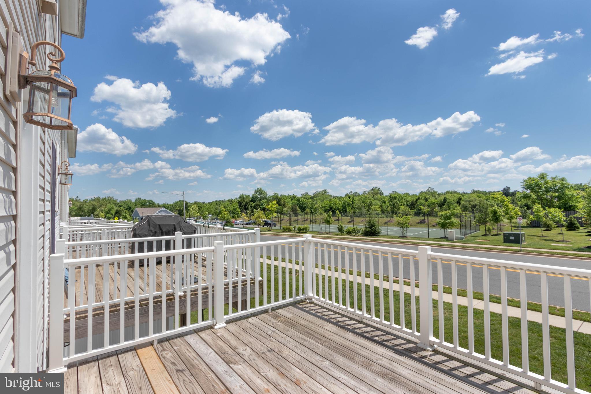 HERITAGE CROSSING CONDOMINIUM - Residential