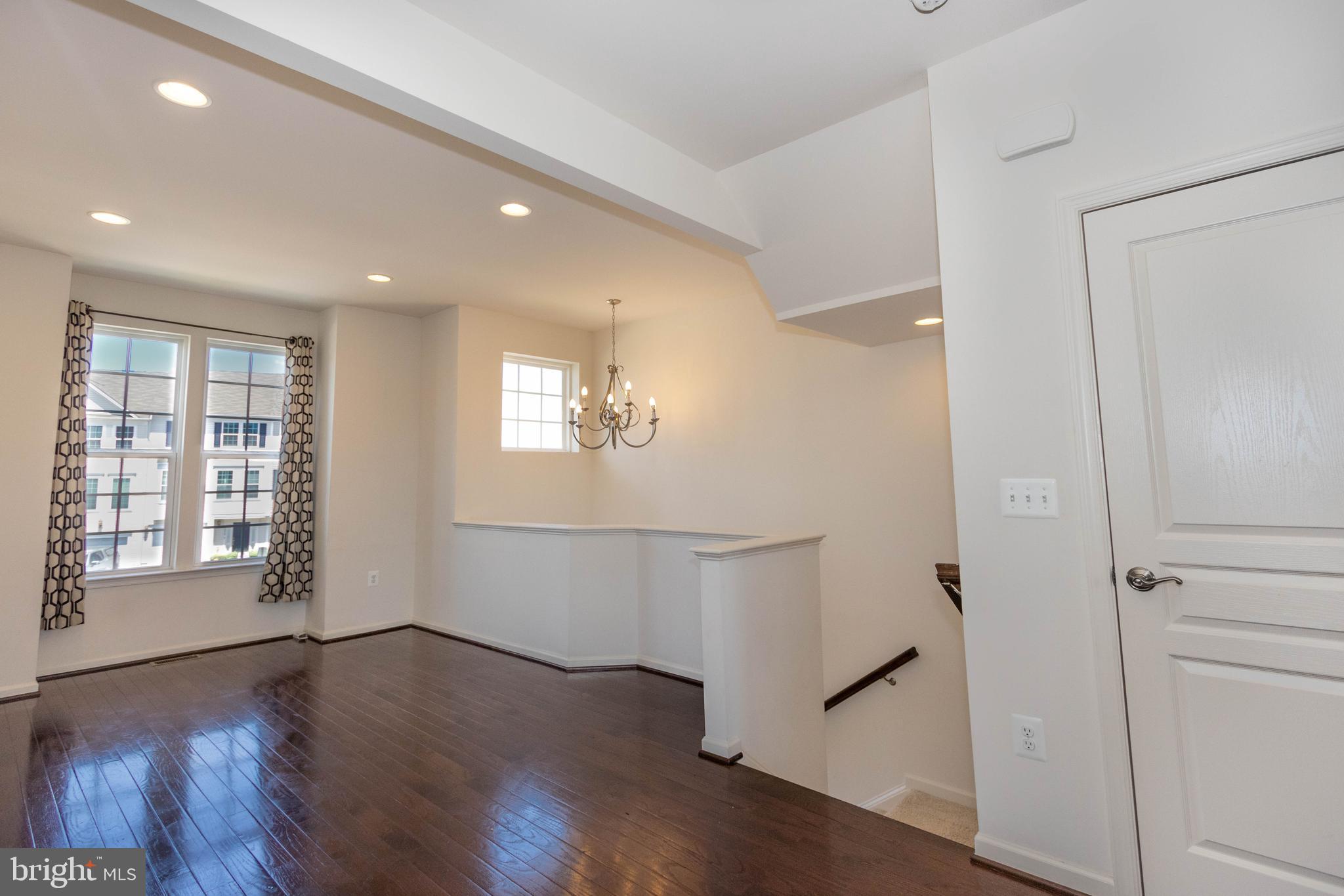 HERITAGE CROSSING CONDOMINIUM - Residential