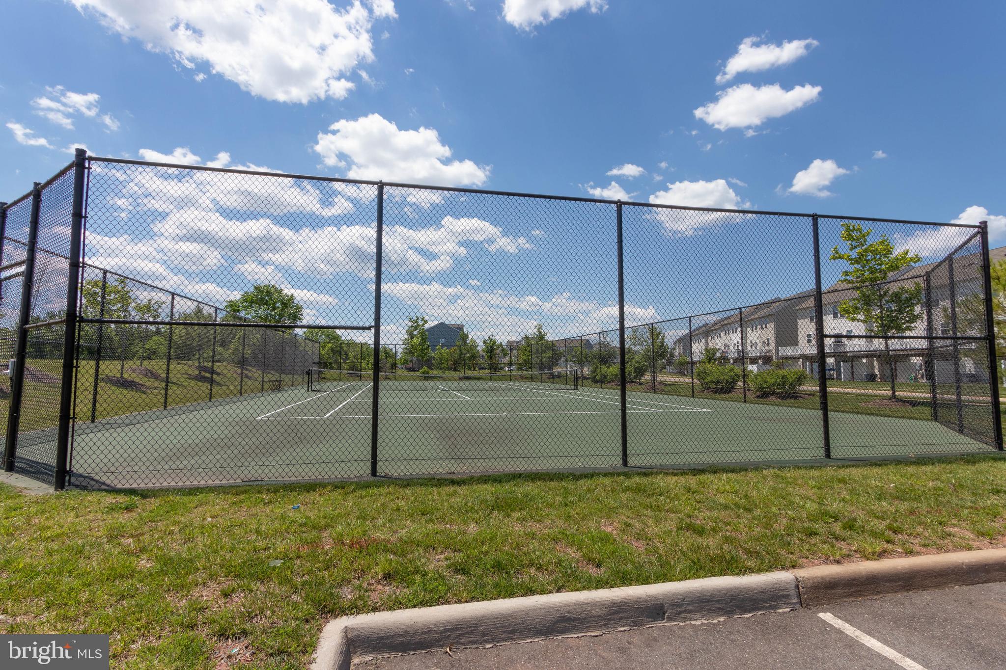 HERITAGE CROSSING CONDOMINIUM - Residential