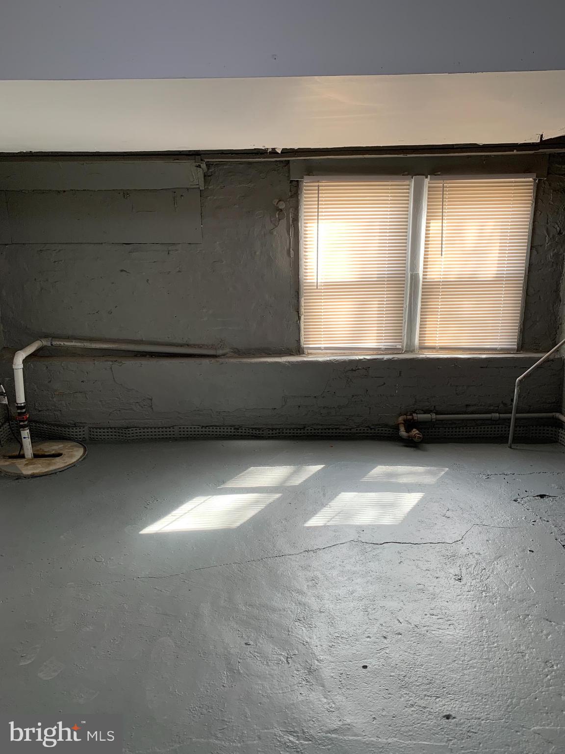 COLD SPRING NEWTOWN - Residential