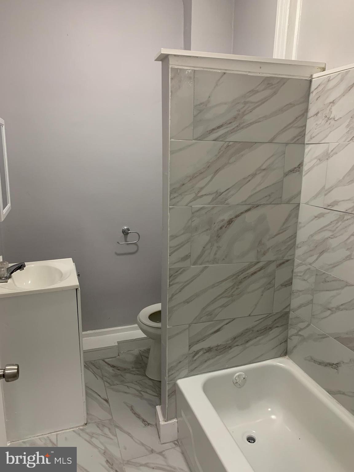 COLD SPRING NEWTOWN - Residential