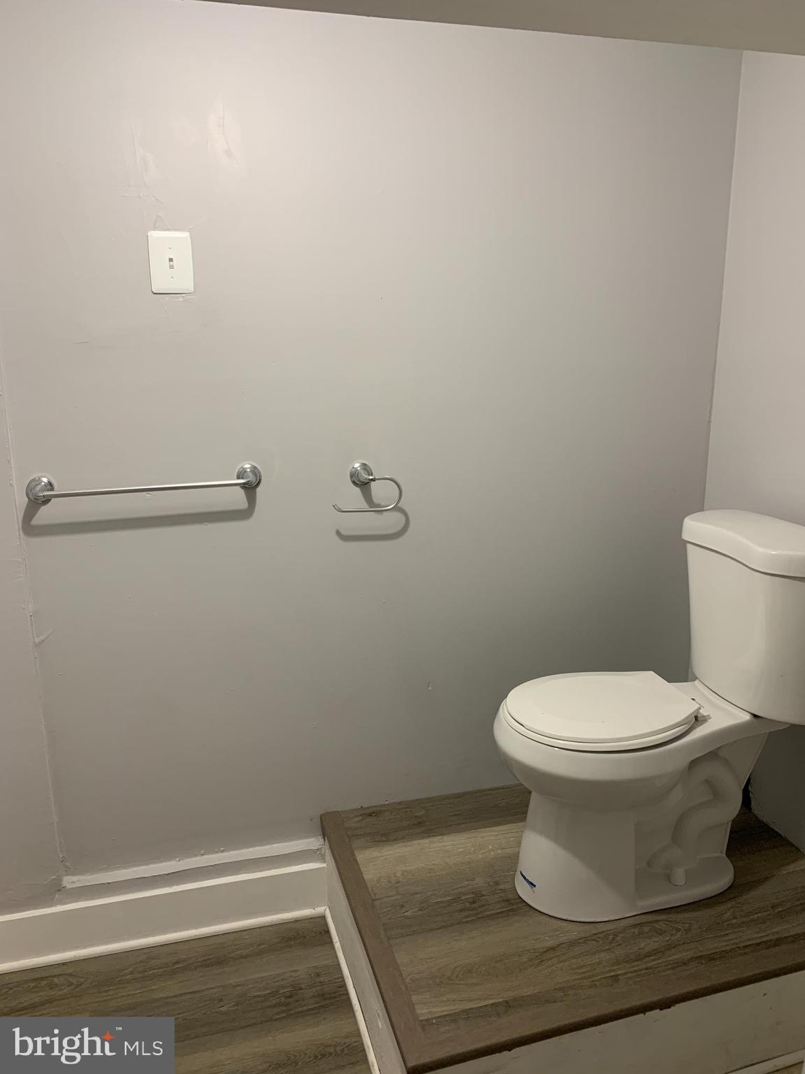 COLD SPRING NEWTOWN - Residential