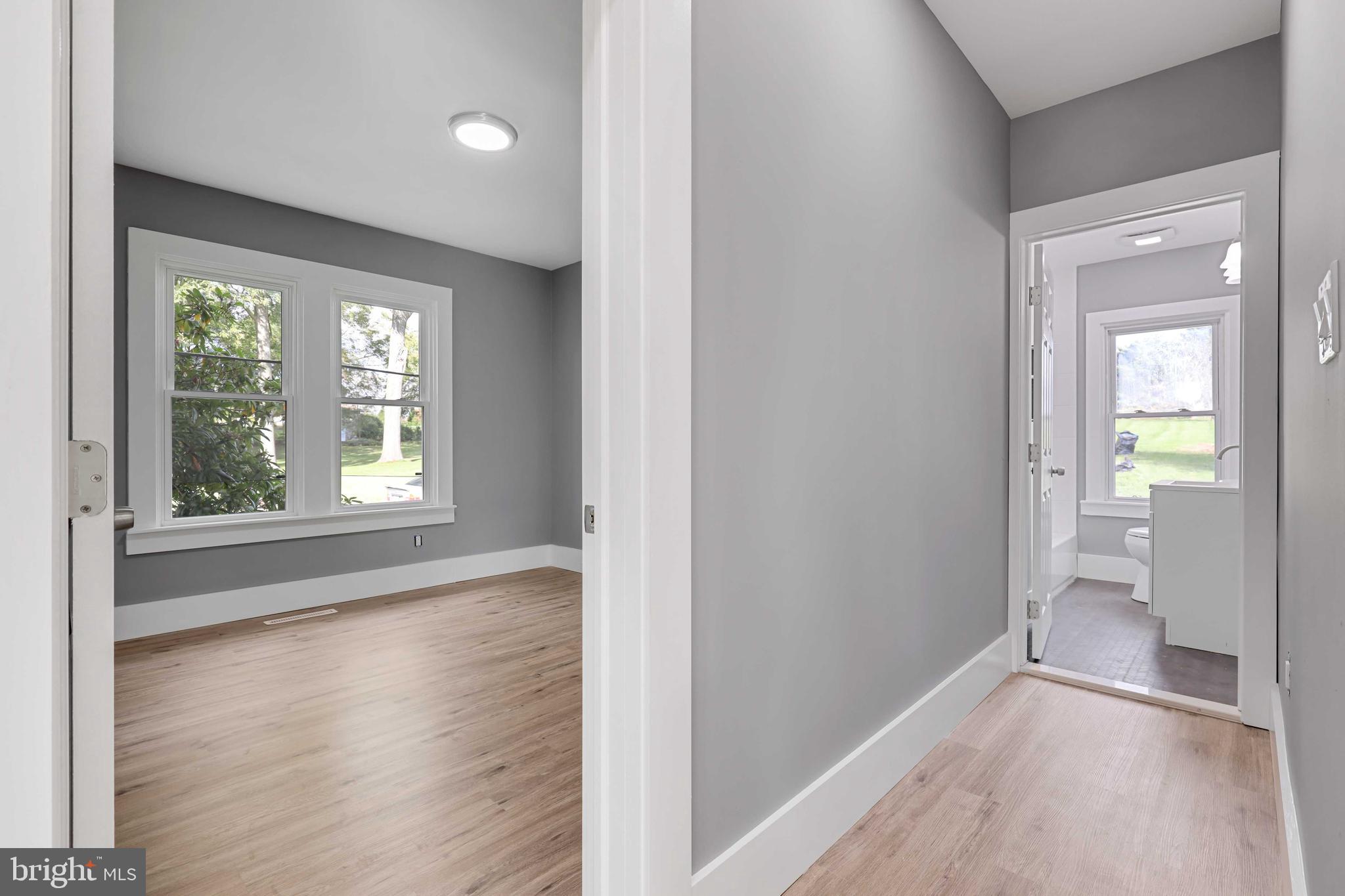 HAMPSTEAD - Residential