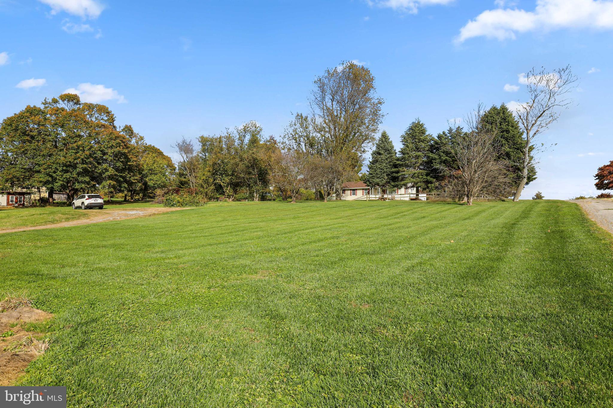 HAMPSTEAD - Residential