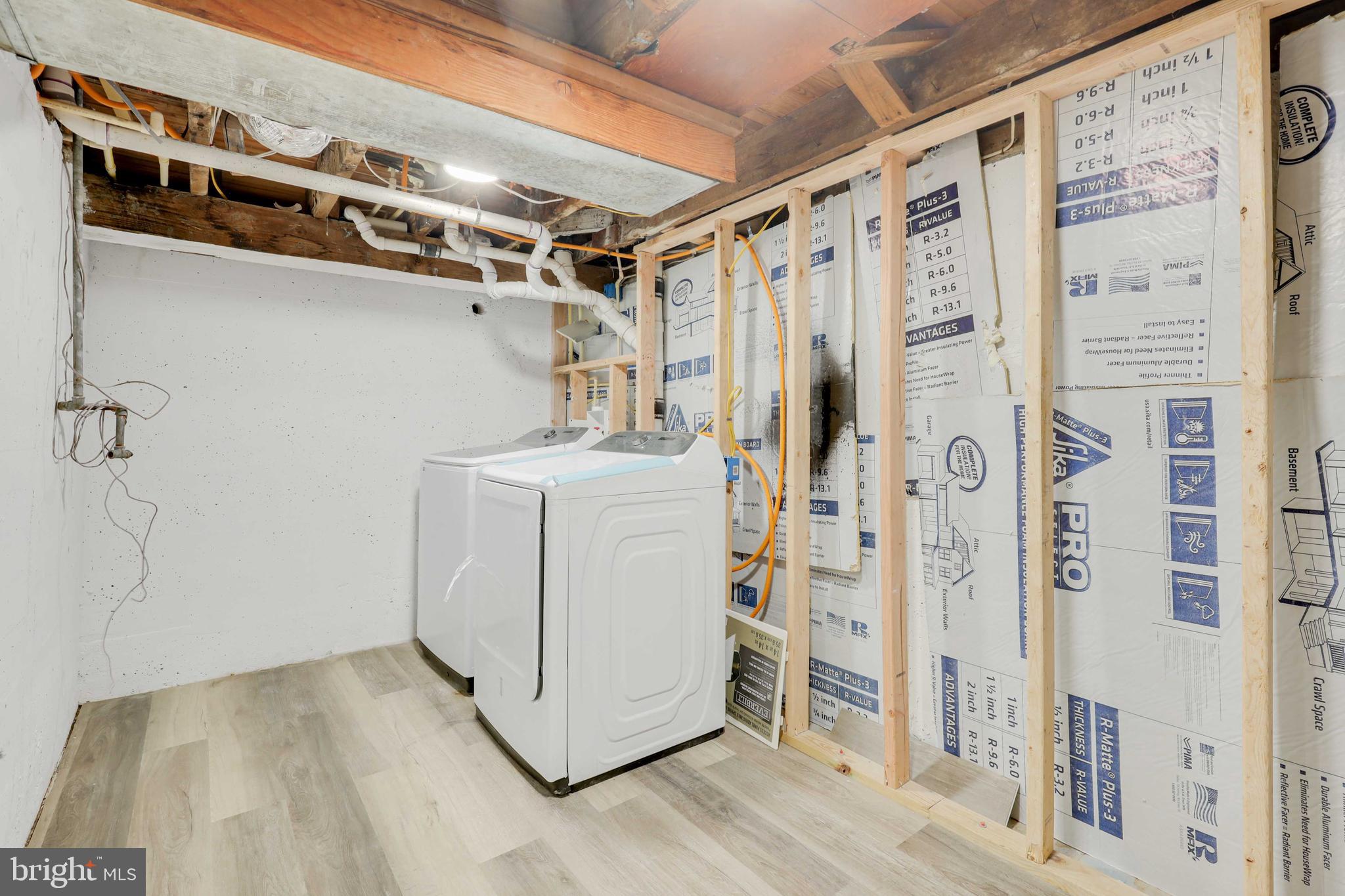 HAMPSTEAD - Residential