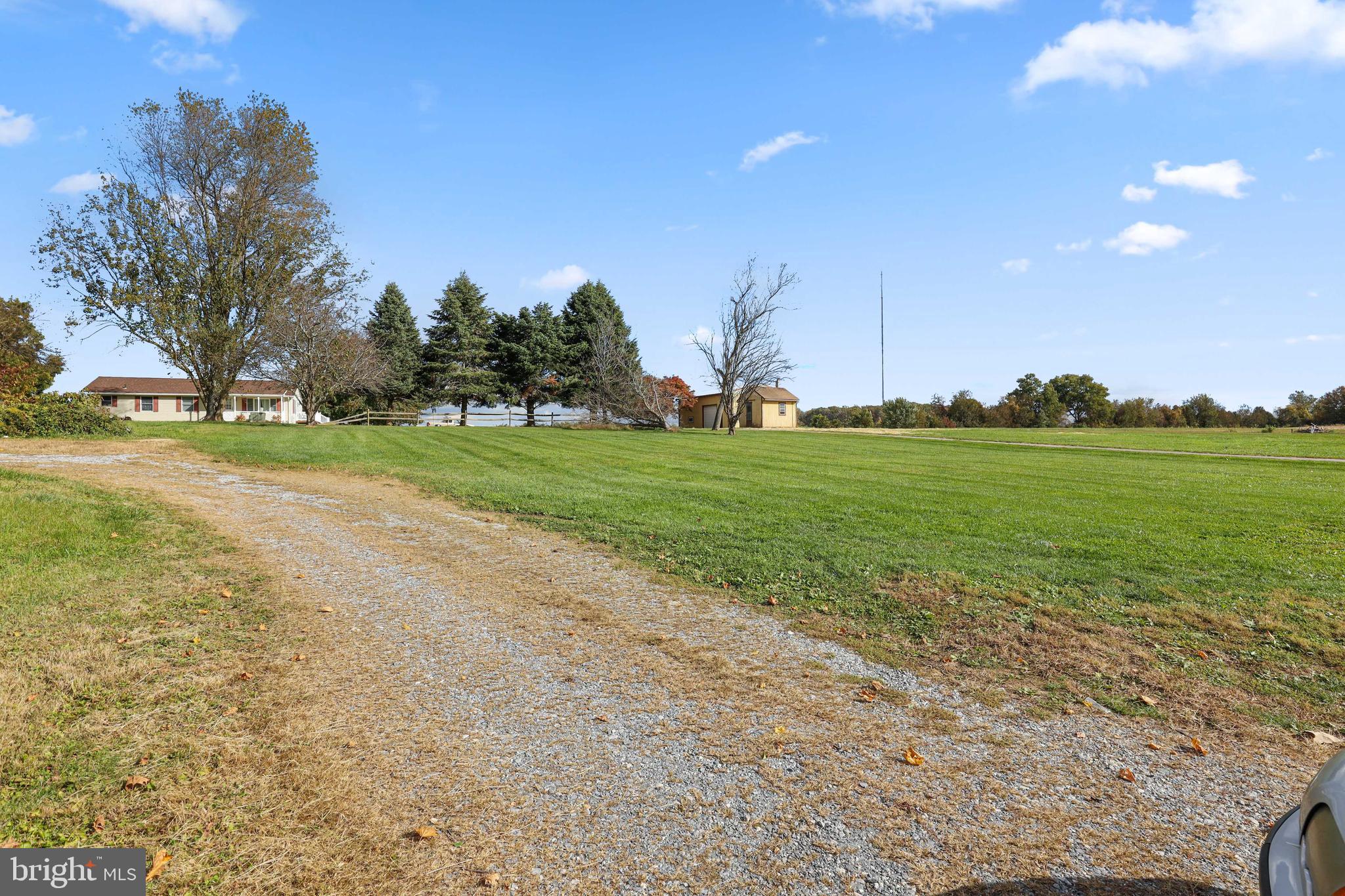 HAMPSTEAD - Residential
