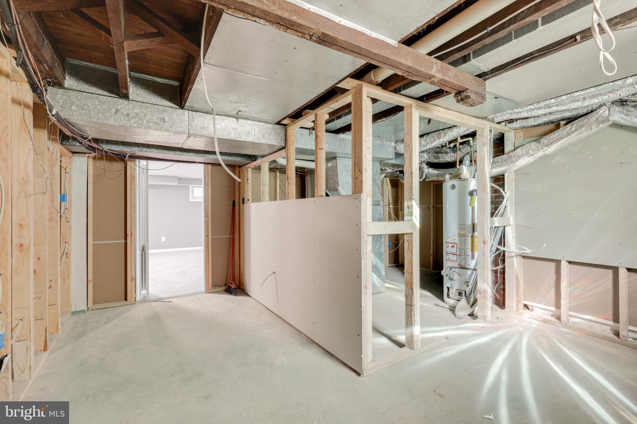 HAMPSTEAD - Residential