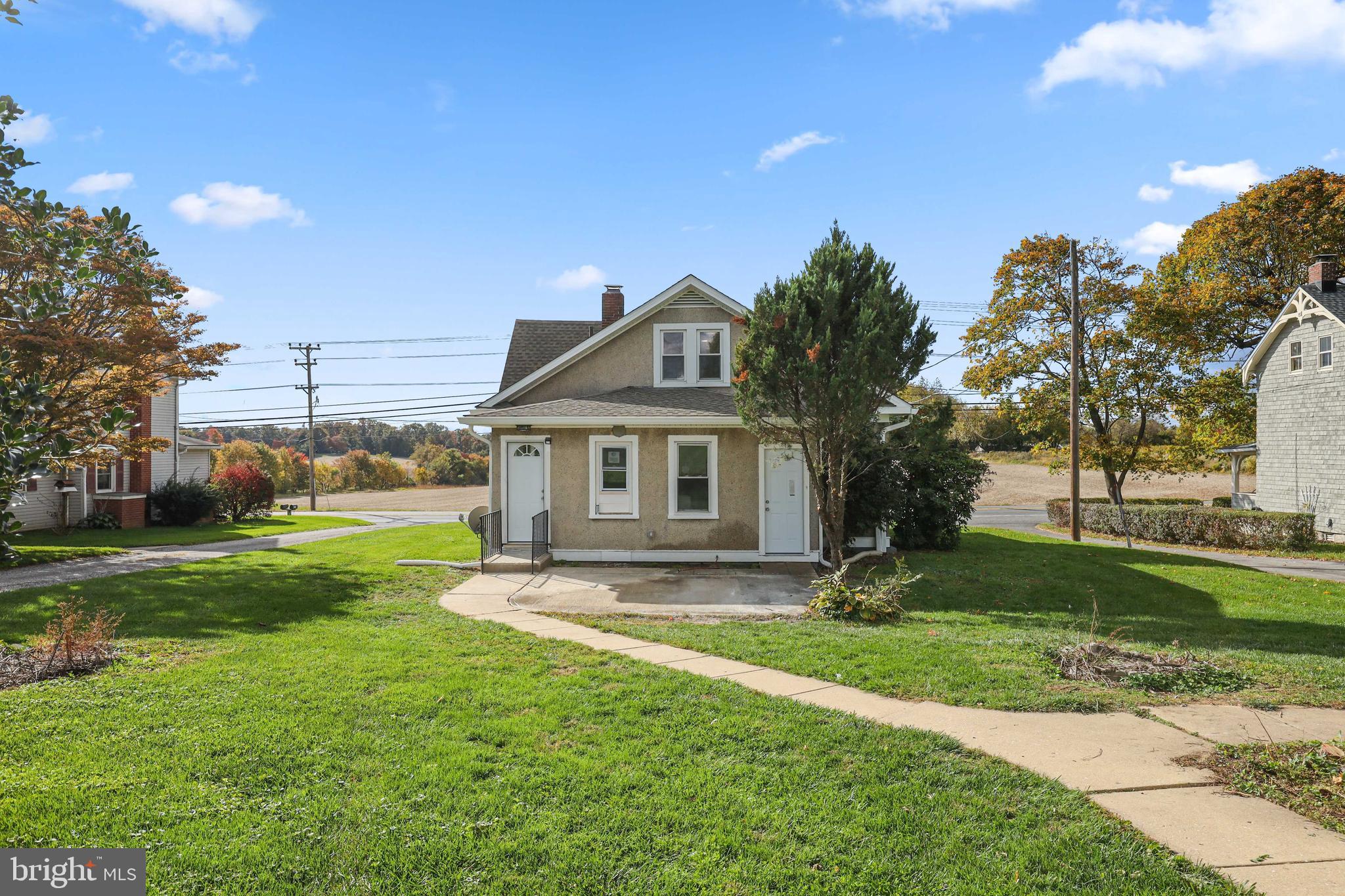 HAMPSTEAD - Residential