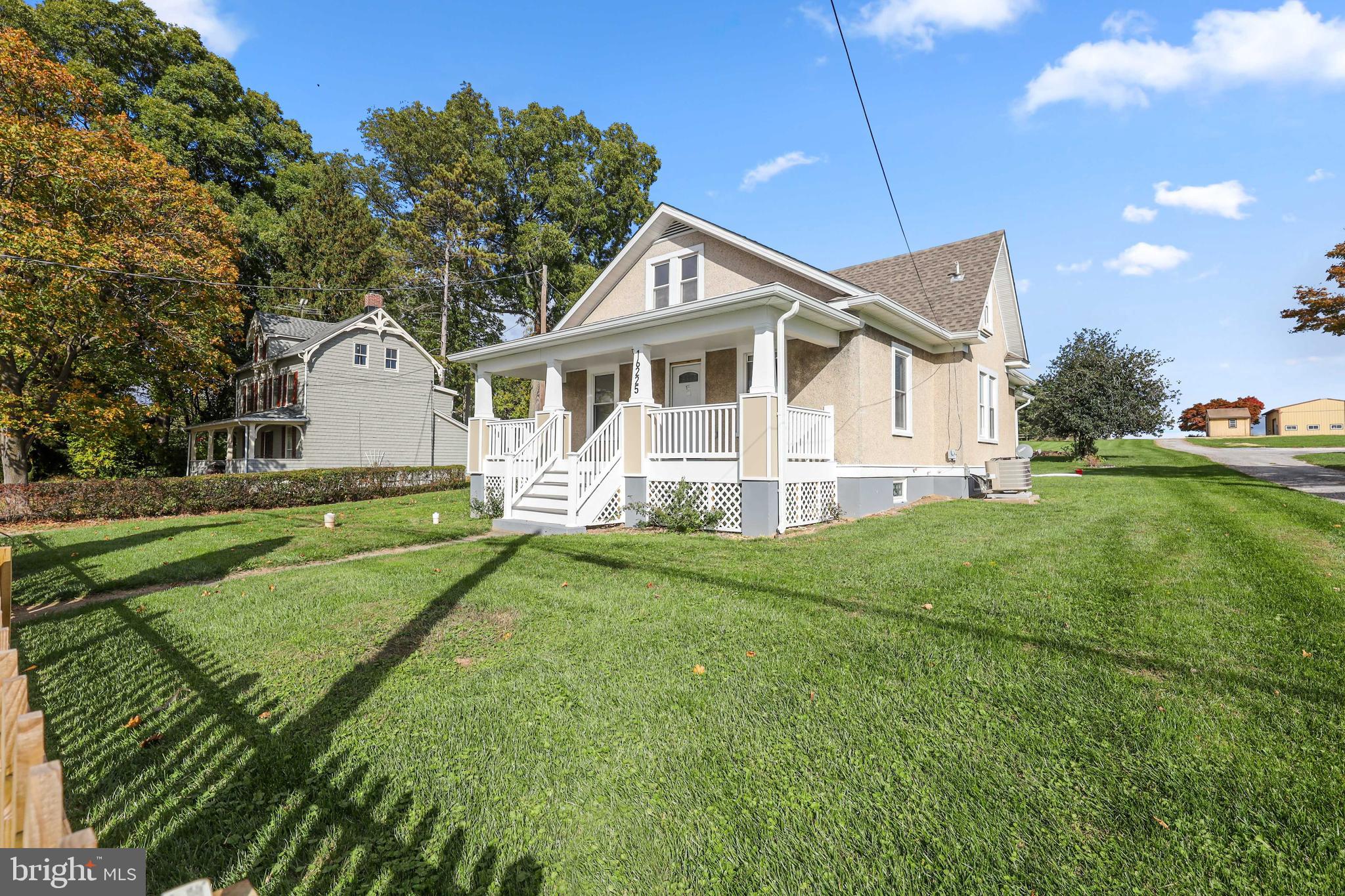 HAMPSTEAD - Residential