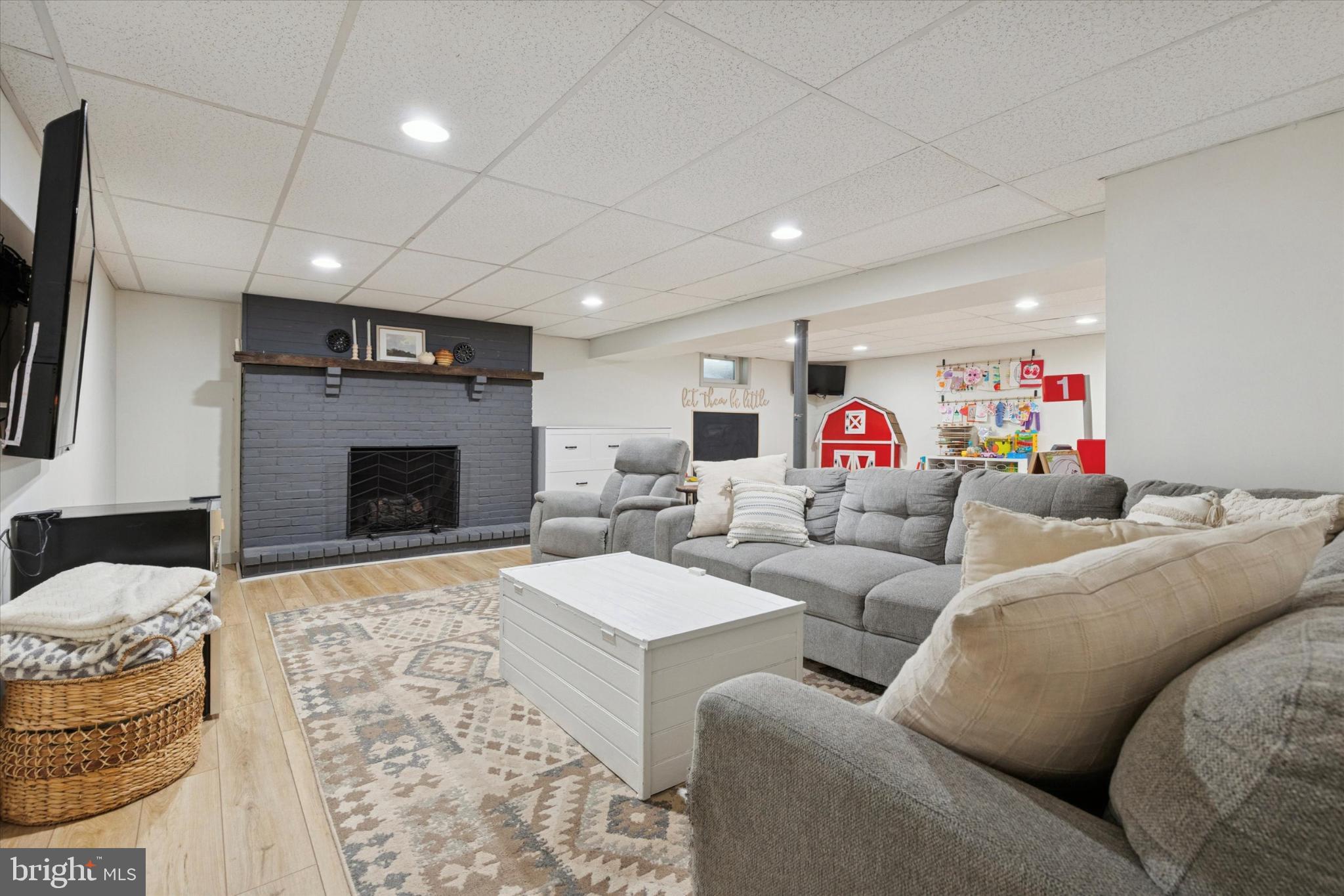 COLDSPRING CROSSIN - Residential