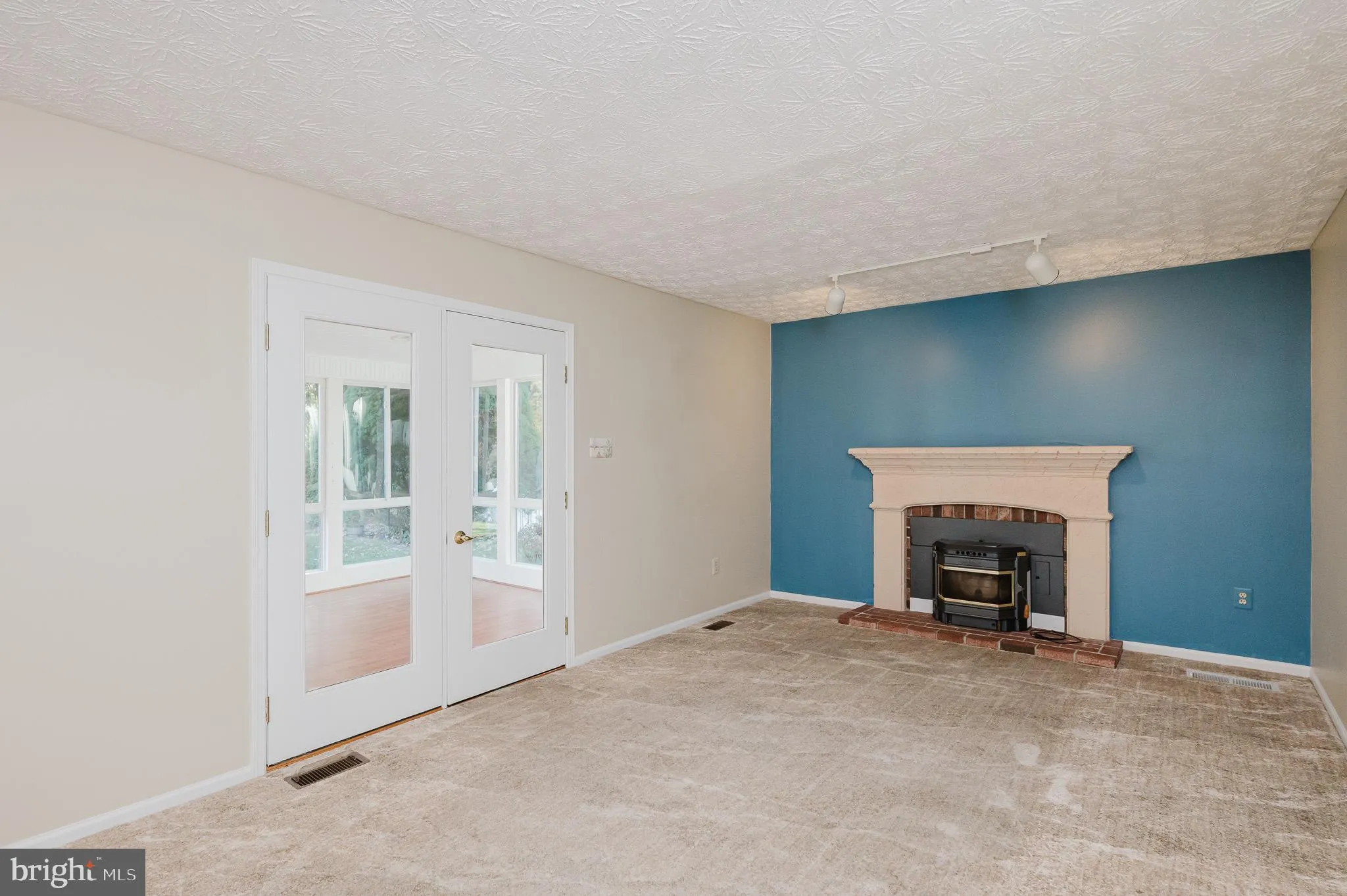 Parkville, Maryland 21234, United States, 3 Bedrooms Bedrooms, ,3 BathroomsBathrooms,Residential,Coming Soon,240456