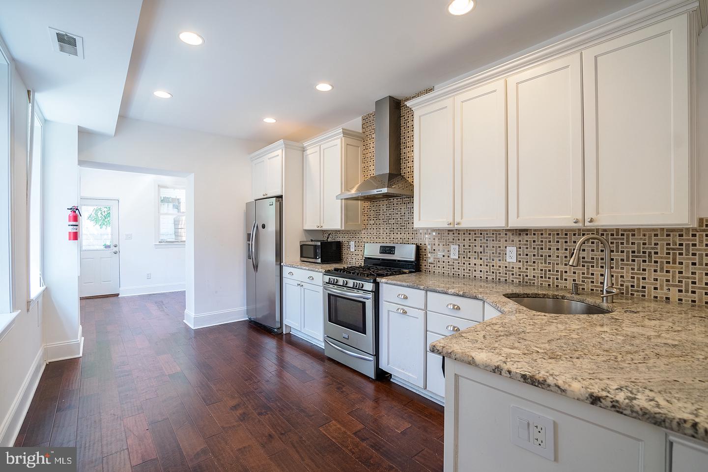 NORTHERN LIBERTIES - Residential Lease