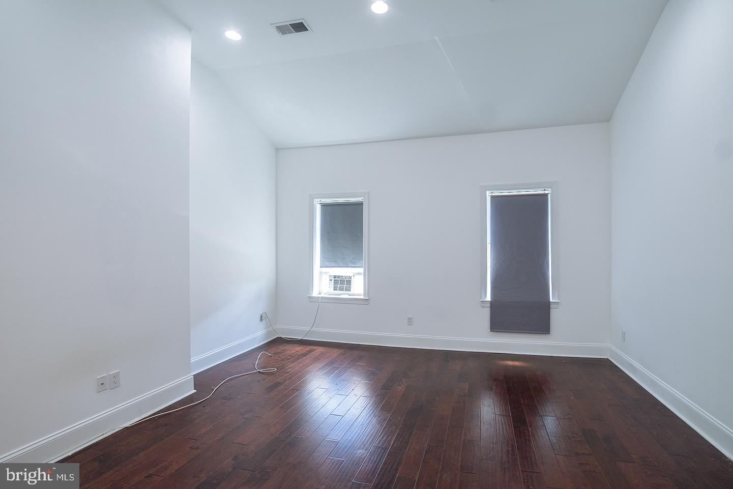 NORTHERN LIBERTIES - Residential Lease