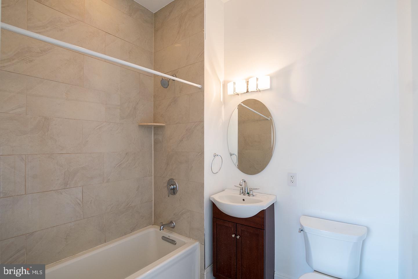 NORTHERN LIBERTIES - Residential Lease