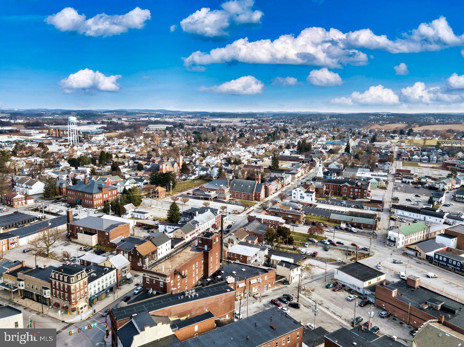 Photo 1 of 20 — 1440 BROADWAY, HANOVER, PA 17331