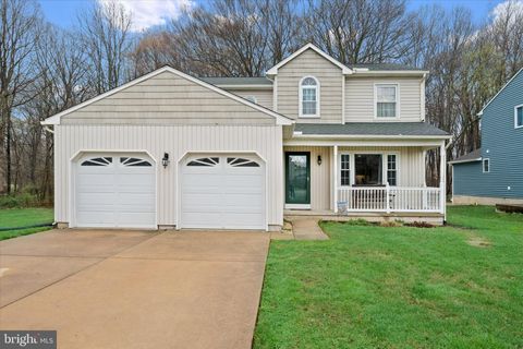 Photo of 710 Fox Chase Circle, BEAR, DE 19701 (MLS # DENC2100132)