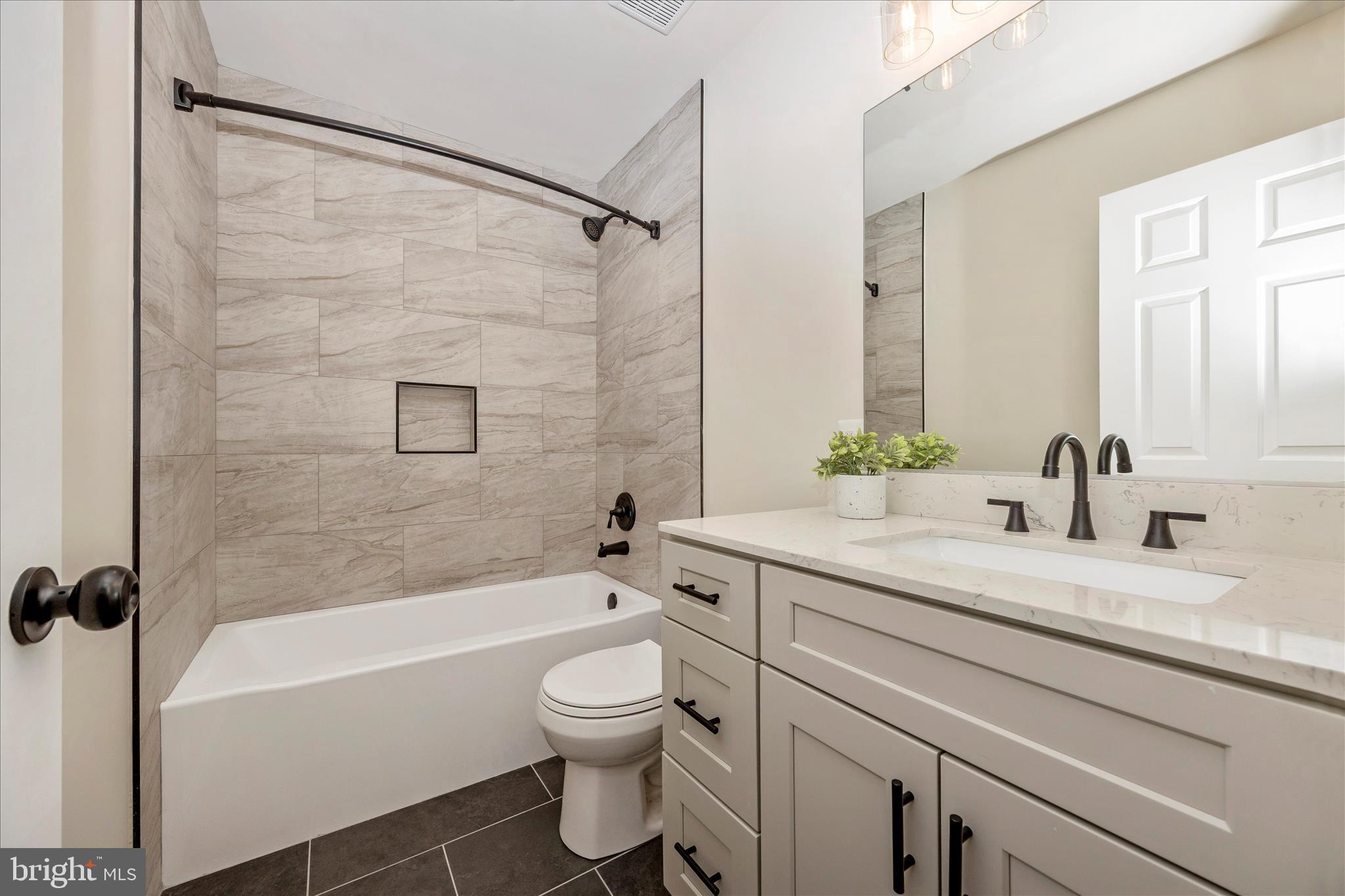 CLOVER HILL - Residential