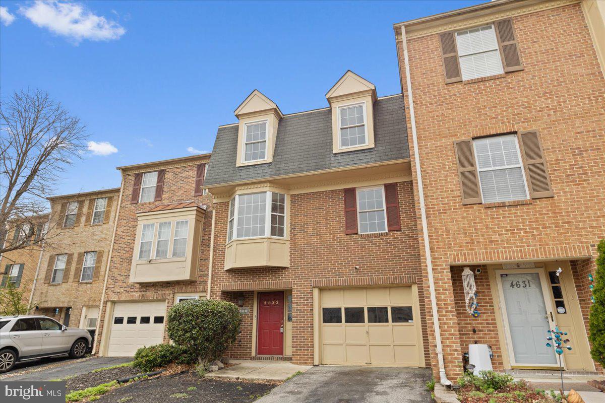 VILLAGES OF MARLBOROUGH - Residential