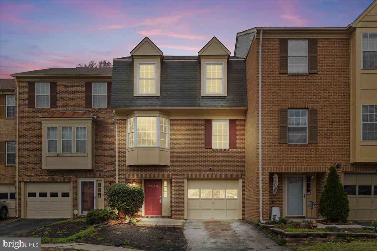 VILLAGES OF MARLBOROUGH - Residential