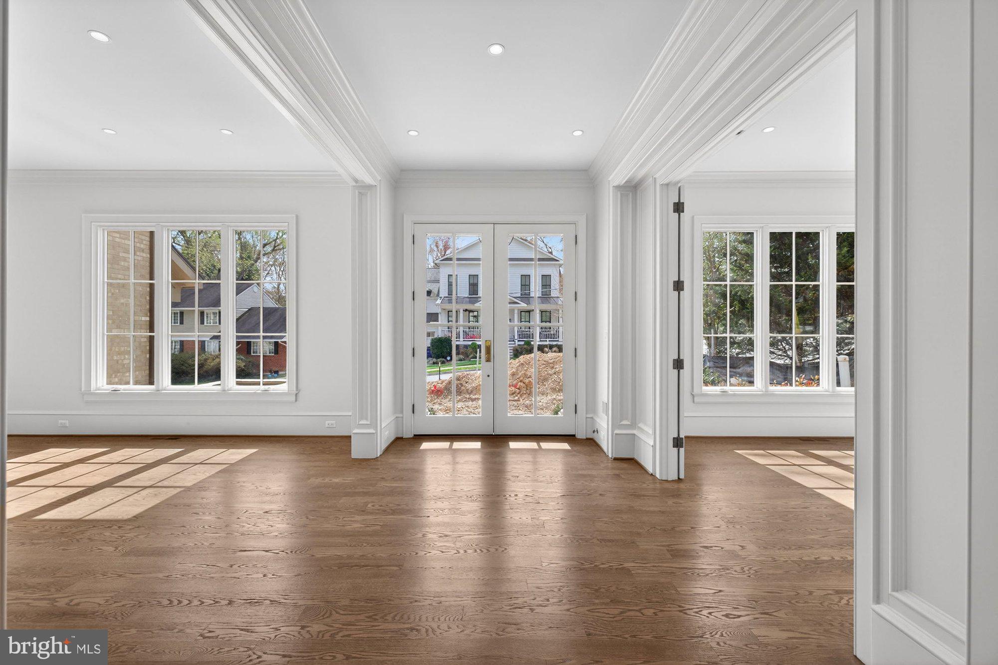 BROYHILL FOREST - Residential