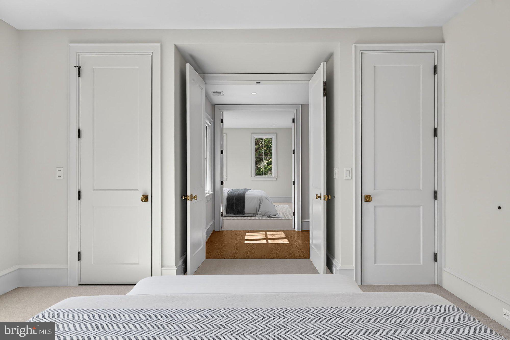 BROYHILL FOREST - Residential
