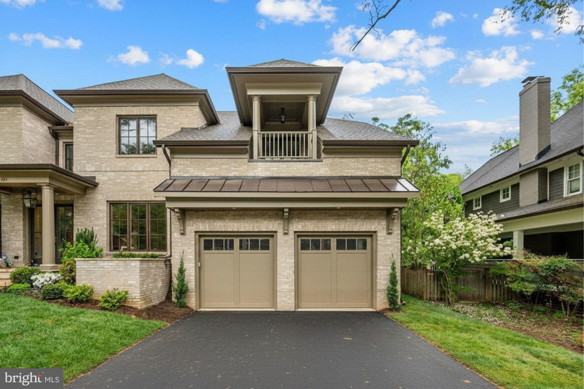BROYHILL FOREST - Residential