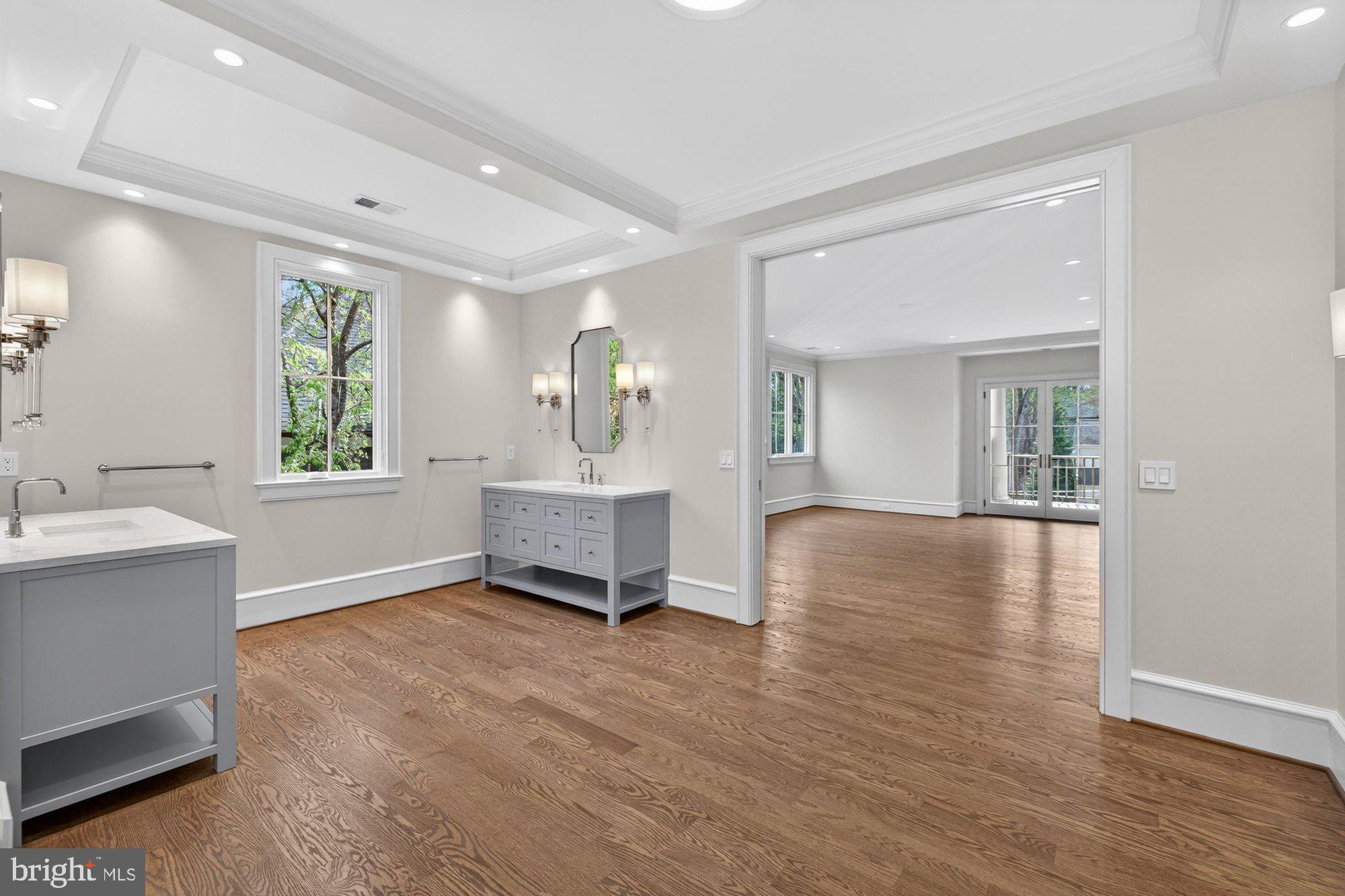 BROYHILL FOREST - Residential