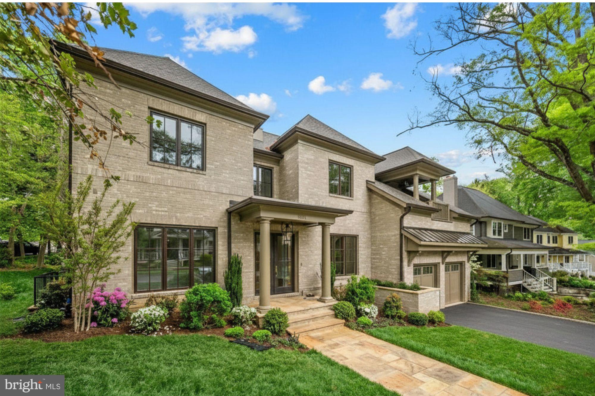 BROYHILL FOREST - Residential