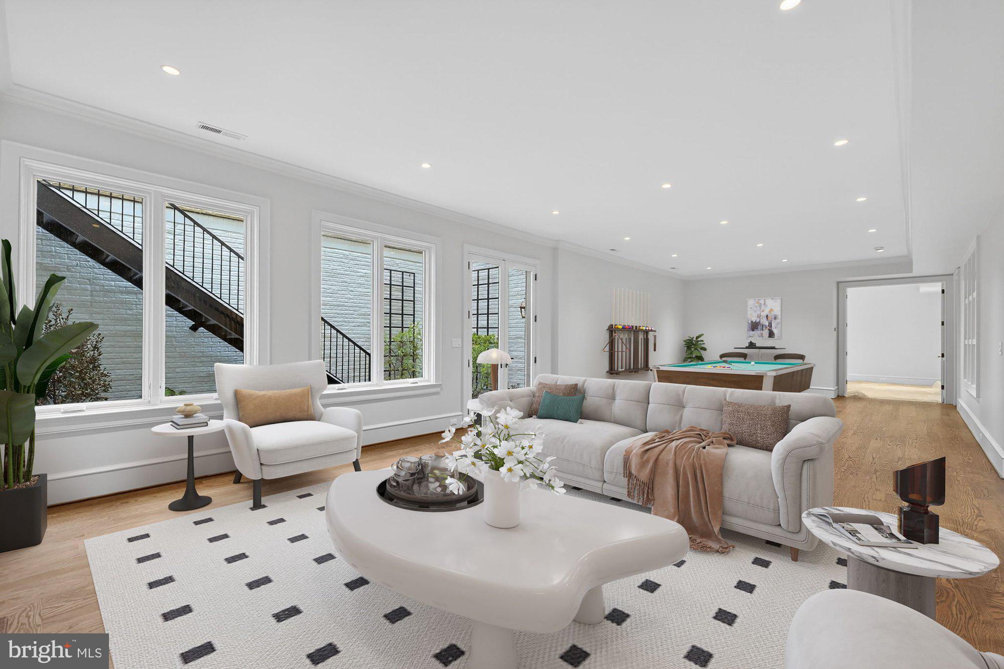BROYHILL FOREST - Residential