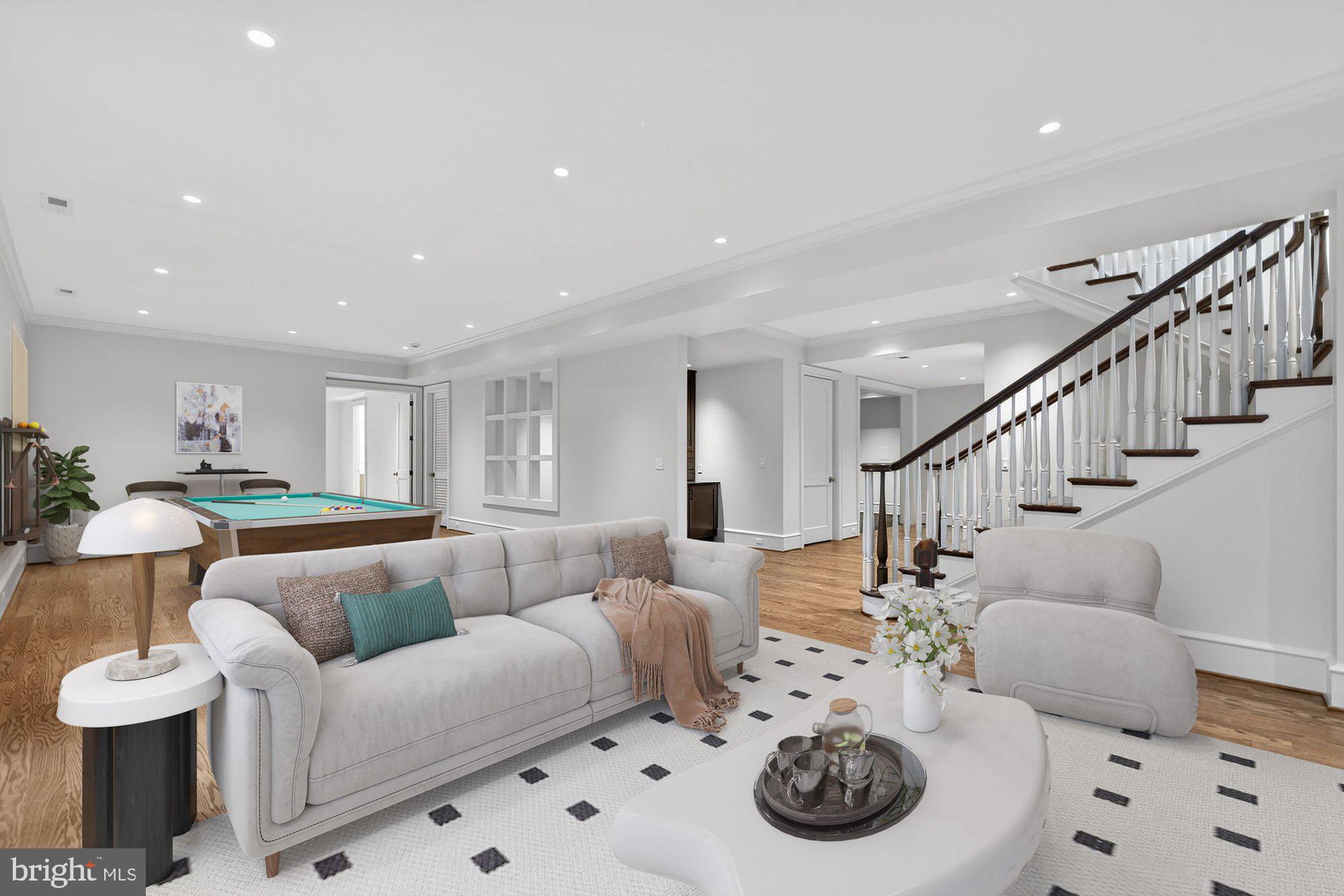 BROYHILL FOREST - Residential