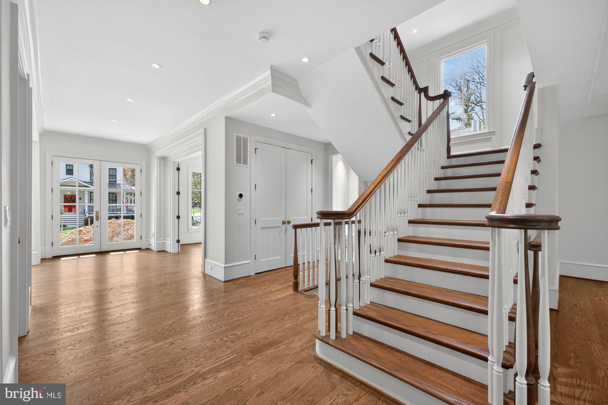 BROYHILL FOREST - Residential