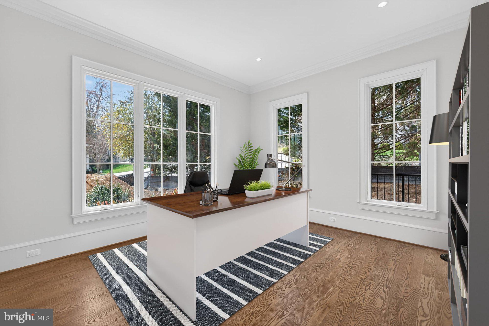 BROYHILL FOREST - Residential