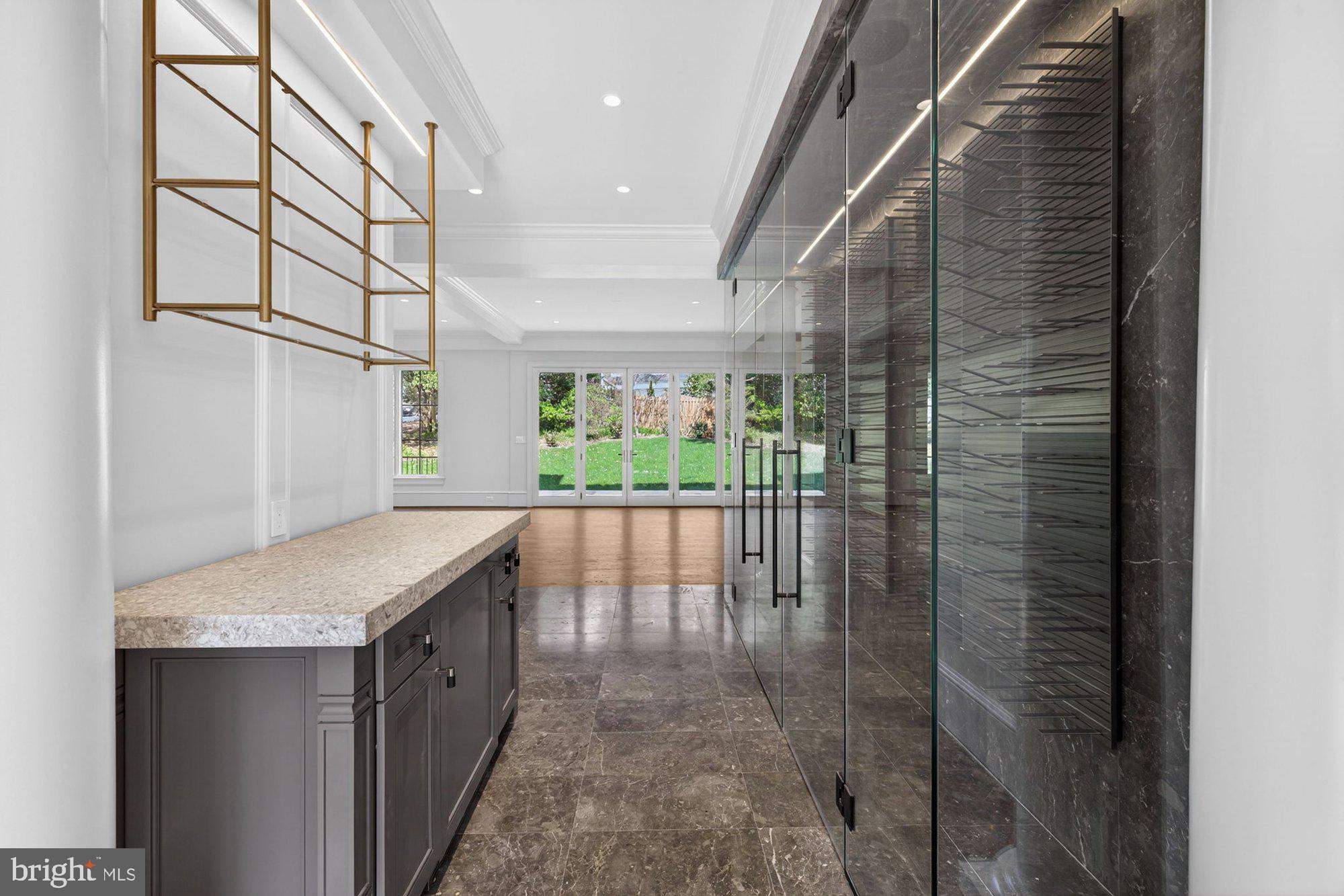 BROYHILL FOREST - Residential