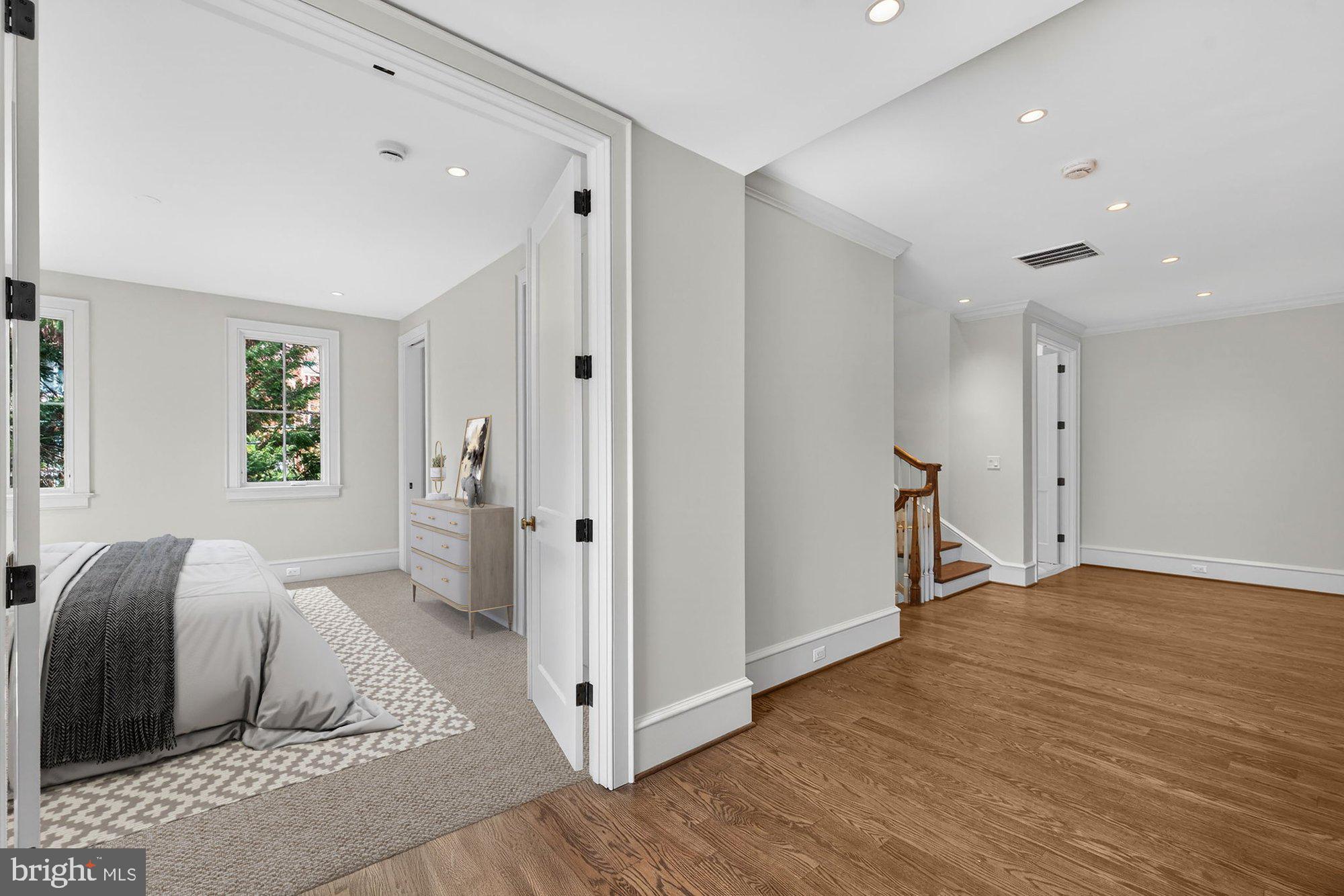 BROYHILL FOREST - Residential
