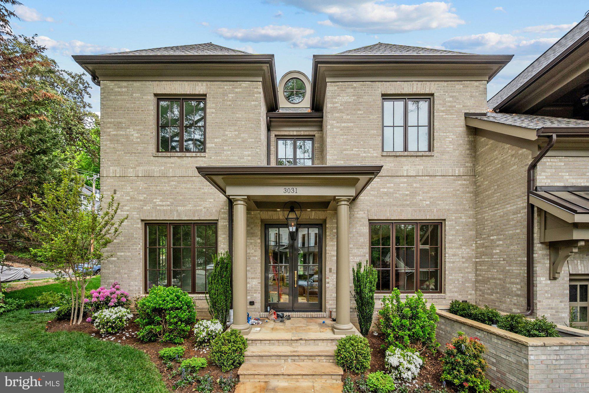 BROYHILL FOREST - Residential
