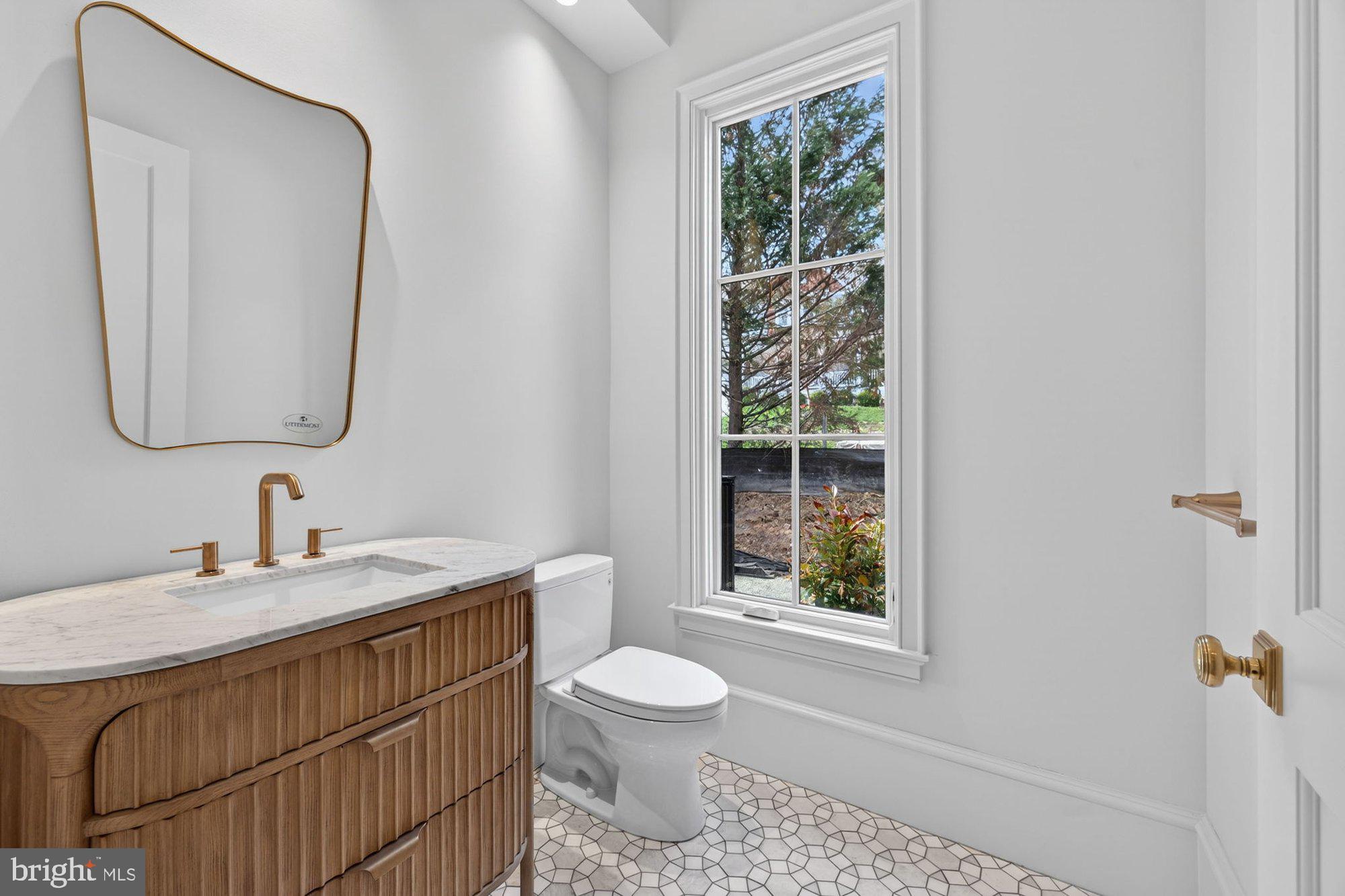 BROYHILL FOREST - Residential