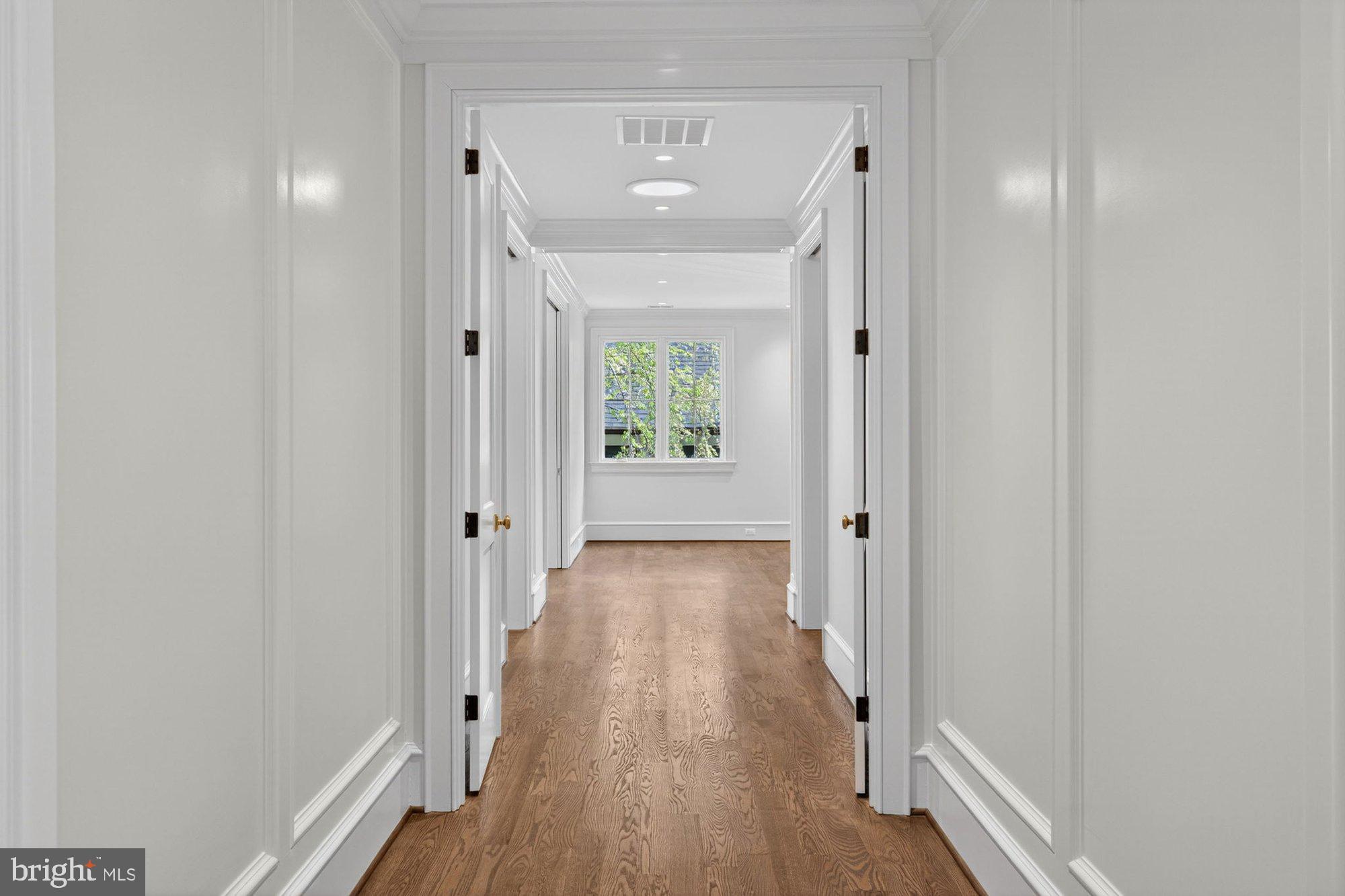 BROYHILL FOREST - Residential