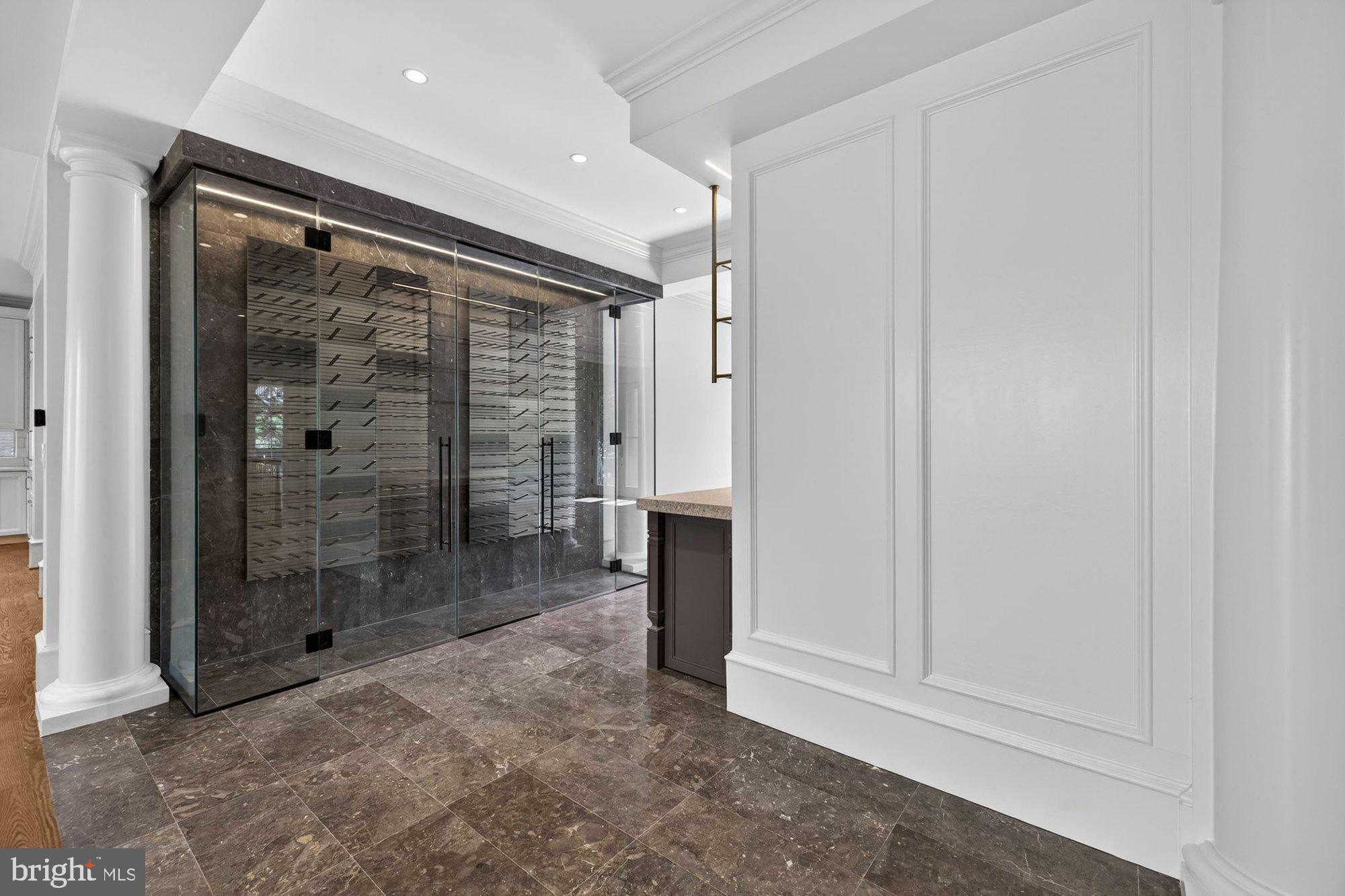 BROYHILL FOREST - Residential