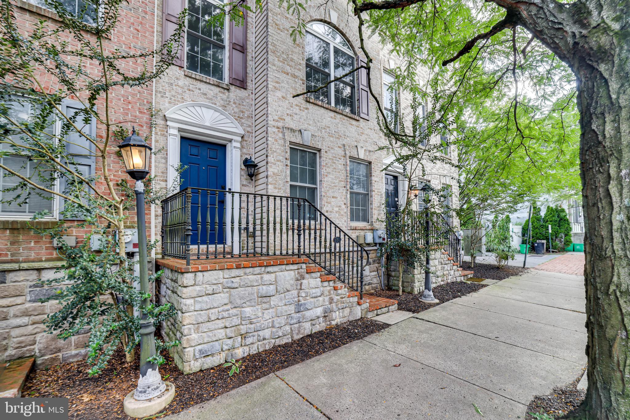 Stunning 3-Story Townhouse Condo in the Heart of the City!
Welcome to this beautifully updated 1,908 sq. ft. townhouse condo, ideally located just steps from the PPL Center, the new Archer Music Hall, vibrant dining, shopping & entertainment. With a private car garage, this home offers the perfect blend of modern living & urban convenience.
As you enter through the HW-floored foyer, you'll be greeted by a 1st-level BR or office, featuring newly finished flooring & a renovated ensuite full bath, perfect for guests or home office use. The 2nd level is a spacious, open-concept LR & DR, adorned w/ Hardwood flooring & oversized windows w/ transoms that flood the space with natural light. The newly renovated kitchen is a chefs dream, offering sleek granite countertops and stainless steel appliances. Enjoy the stunning city views from the 6 x 8 deck, accessible via a sliding door w/transom windows. On the 3rd level, you'll find a serene MBR suite with a tray ceiling and a luxurious, renovated full bath . The upper floor also features an additional spacious bedroom, a fully renovated hall bath, and a convenient laundry room.
With modern finishes throughout and an unbeatable location, this townhouse condo is a rare find. Whether you're entertaining in style or enjoying a quiet evening at home, this property offers the ultimate in comfort, convenience & urban living. Gas heat. Don't miss your chance to make this exceptional property your own!