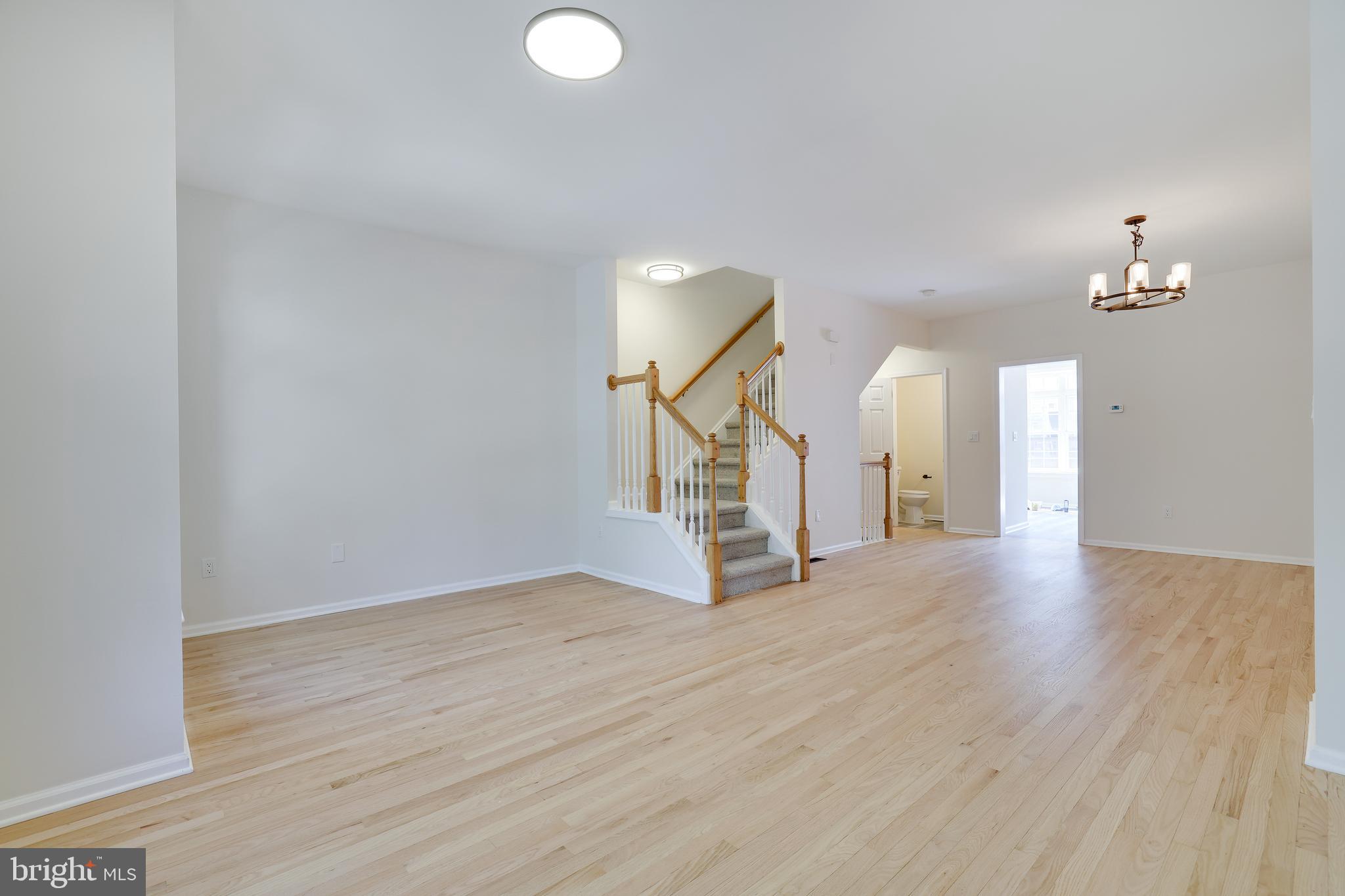 830 W WALNUT STREET 3