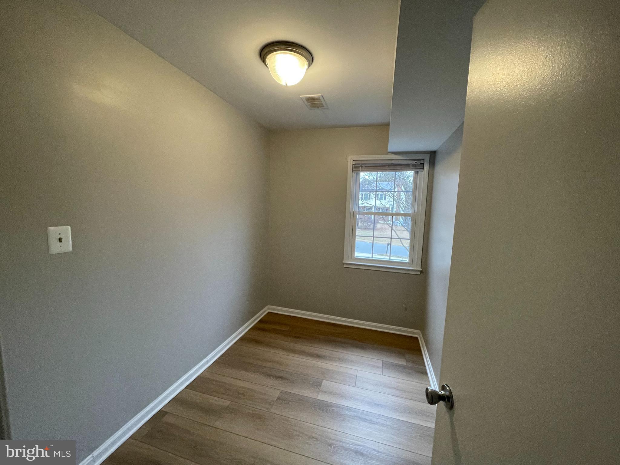 CANDLEWOOD PARK - Residential Lease