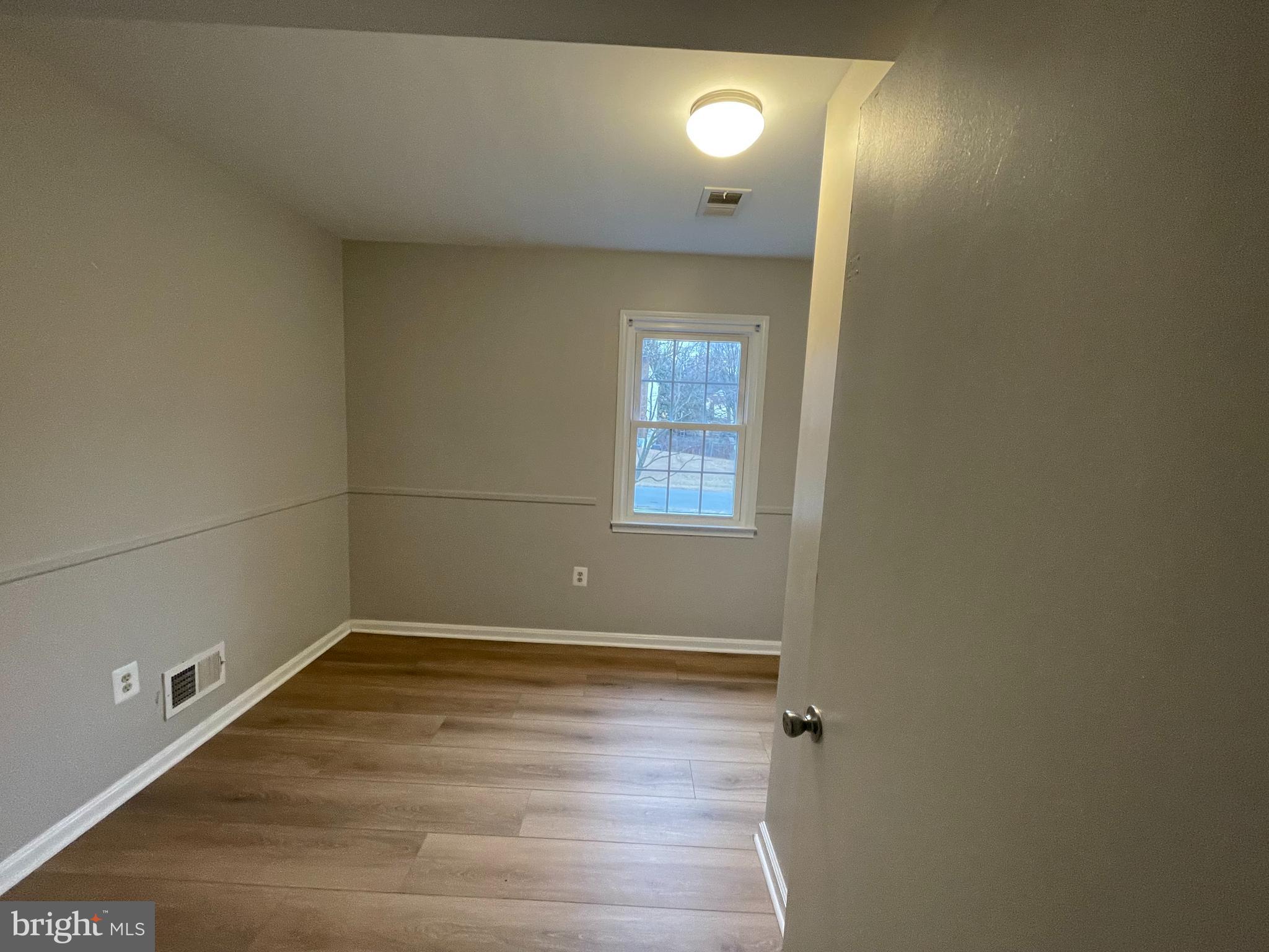 CANDLEWOOD PARK - Residential Lease