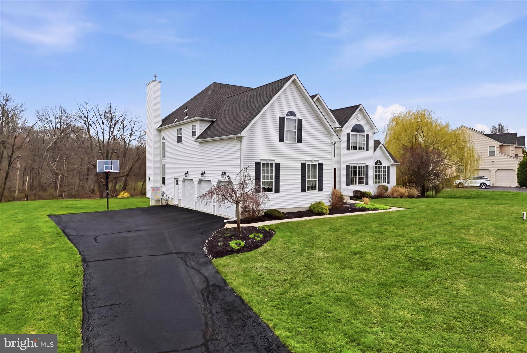 208 SHIVERS RUN COURT