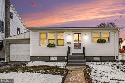 523 BOLLMAN STREET LEBANON PA 17042