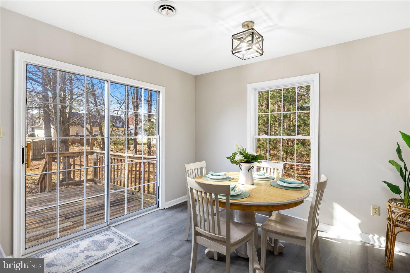 RIVERSIDE MEADOWS - Residential