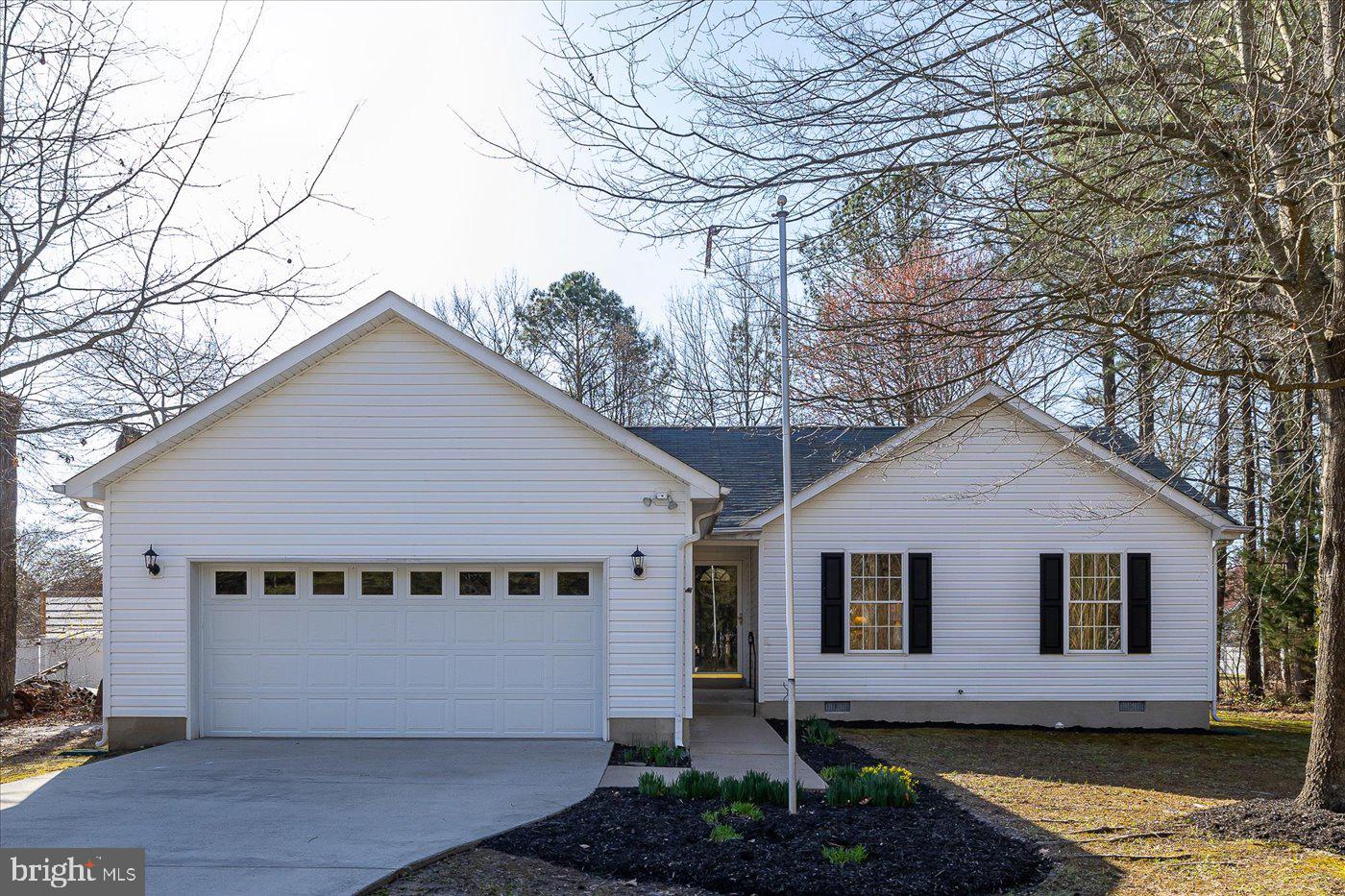 RIVERSIDE MEADOWS - Residential