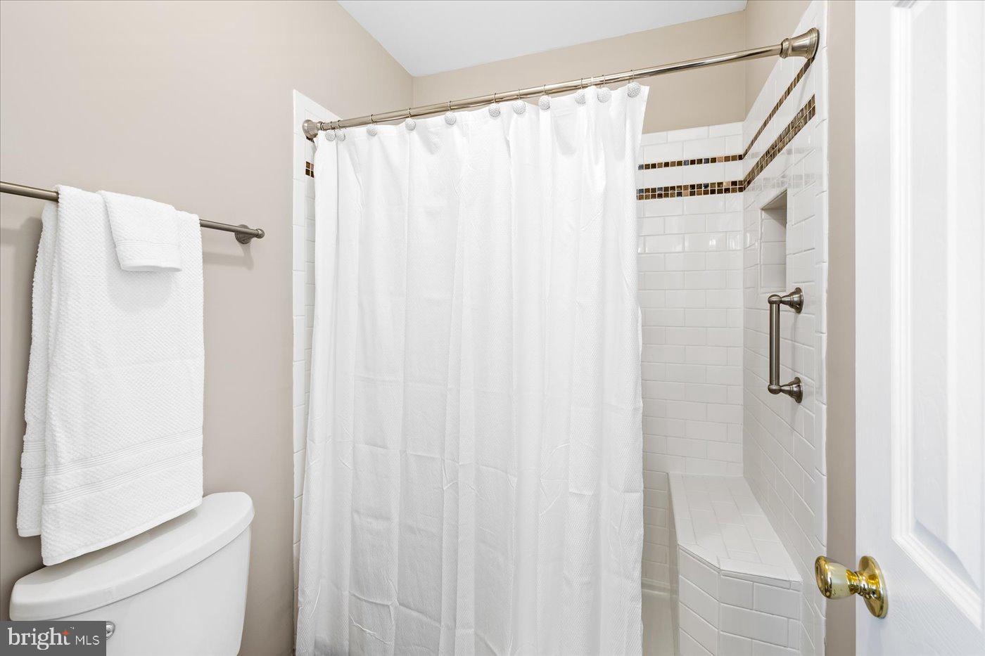 RIVERSIDE MEADOWS - Residential